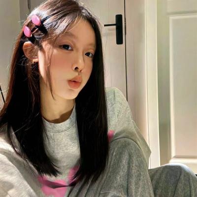 她们的名字叫红海报